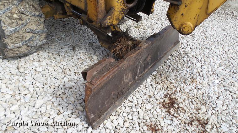 image for item DC2606 1992 Vermeer V6050 trencher