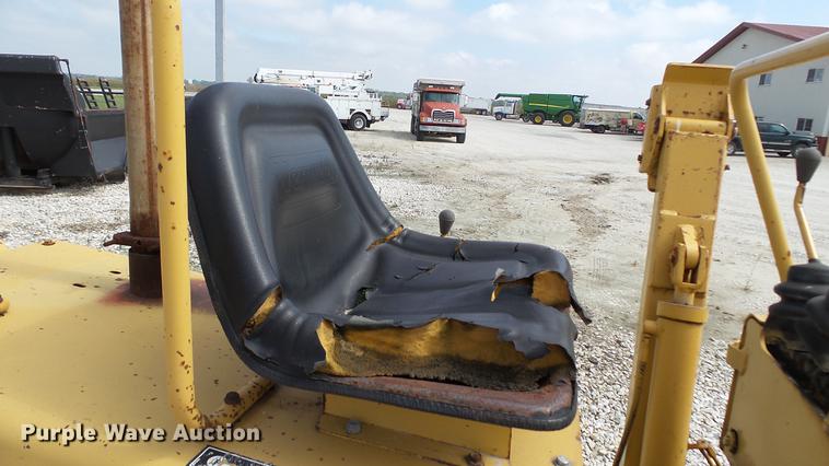 image for item DC2606 1992 Vermeer V6050 trencher