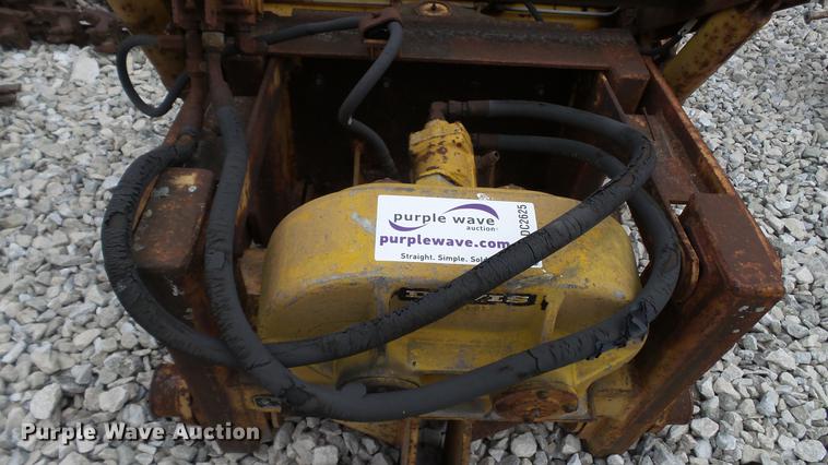 image for item DC2625 Davis 64-3001 vibratory plow assembly