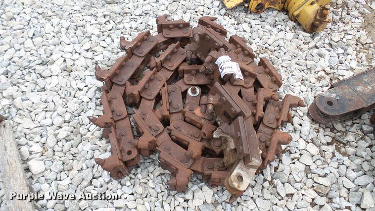 image for item DC2630 Trencher rock chain