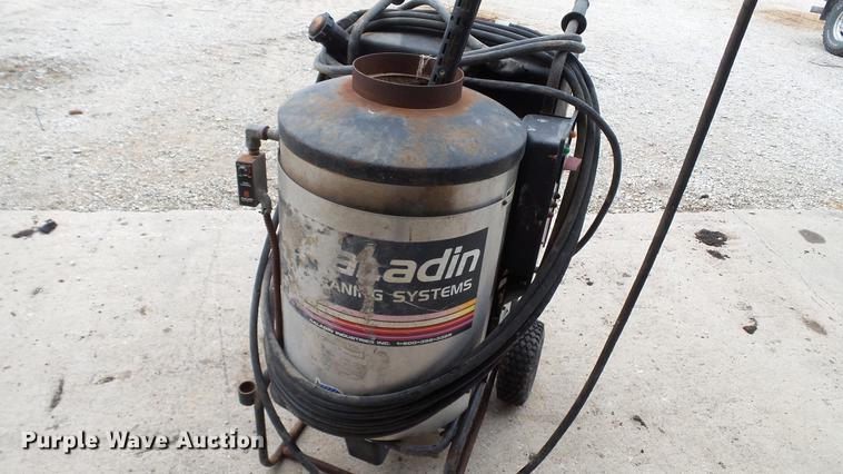 image for item DC2633 Aaladin pressure washer