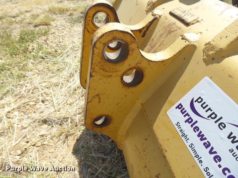 image for item DC3856 36"W bucket