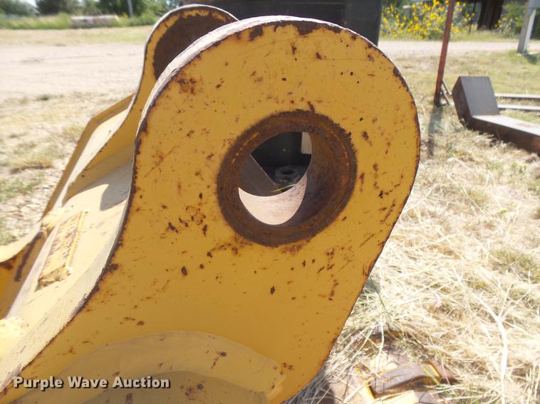 image for item DC3856 36"W bucket