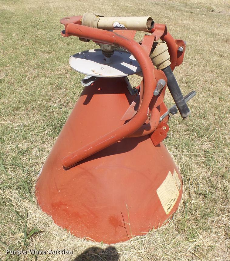 image for item DC3859 Cosmo S-500-U fertilizer spreader