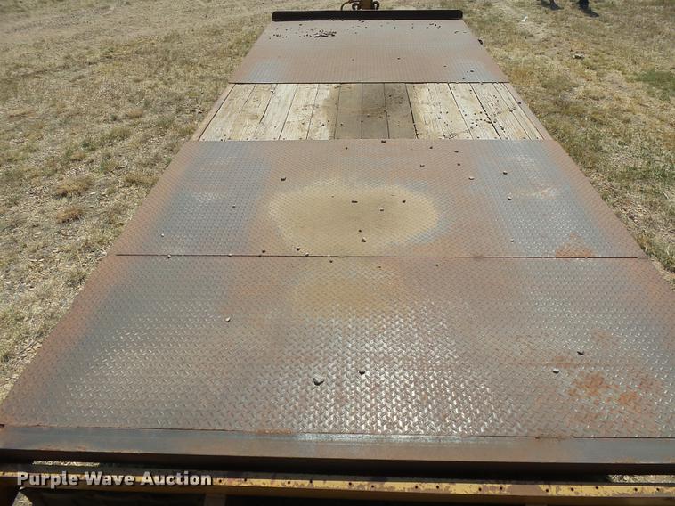 image for item DC3860 2008 Belshe DT256 equipment trailer