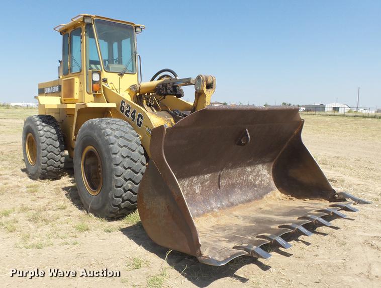 image for item DC3864 1996 John Deere 624G wheel loader