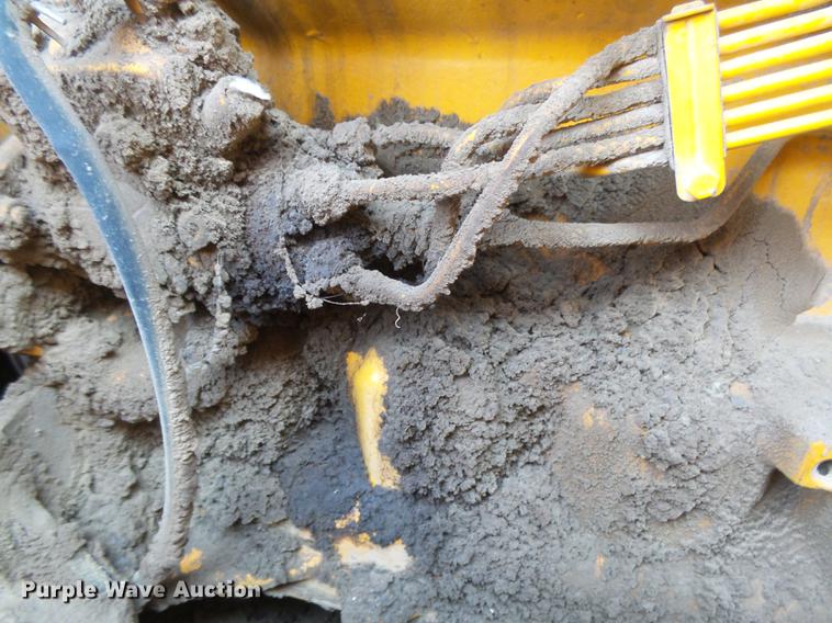 image for item DC3864 1996 John Deere 624G wheel loader