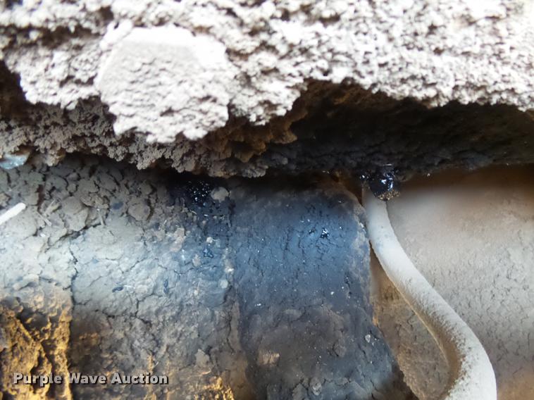 image for item DC3864 1996 John Deere 624G wheel loader