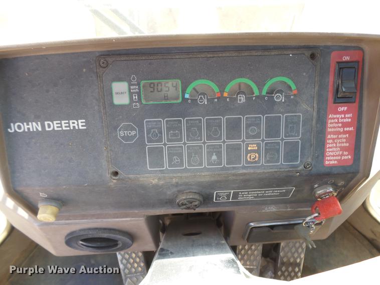 image for item DC3864 1996 John Deere 624G wheel loader