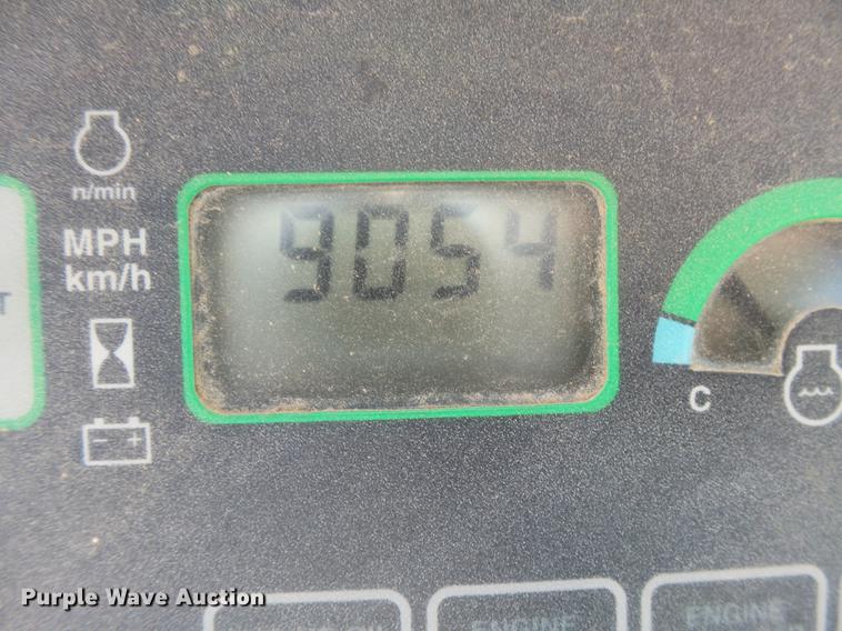 image for item DC3864 1996 John Deere 624G wheel loader