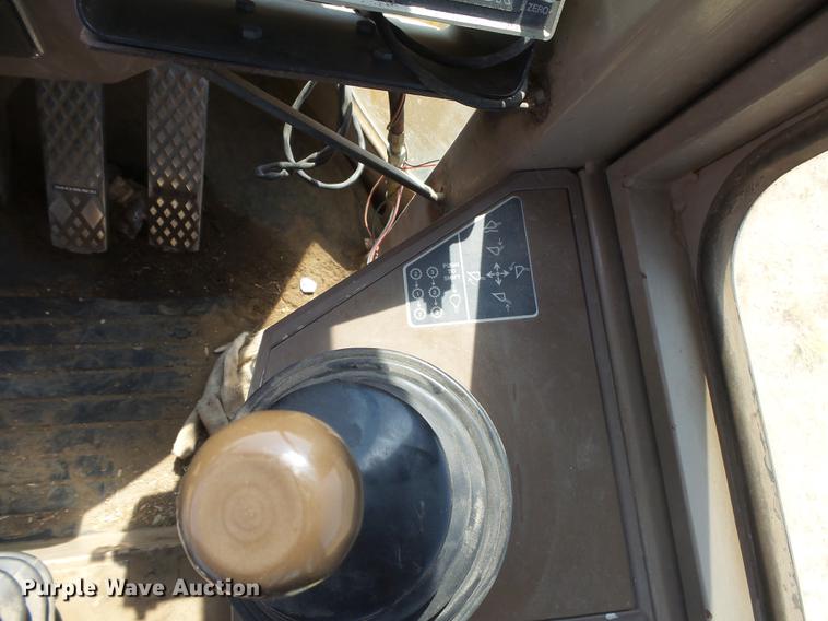 image for item DC3864 1996 John Deere 624G wheel loader