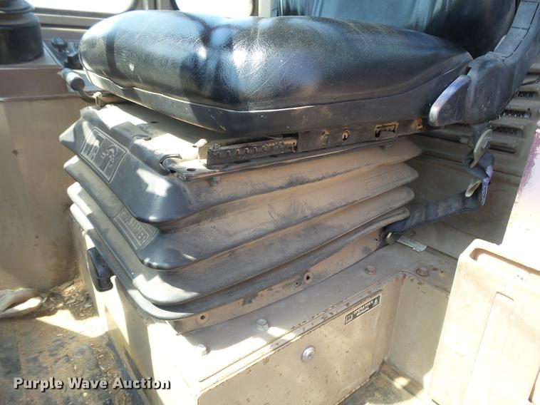 image for item DC3864 1996 John Deere 624G wheel loader