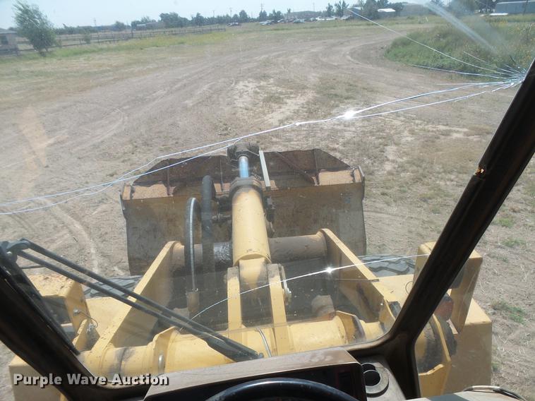 image for item DC3864 1996 John Deere 624G wheel loader