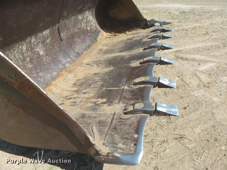 image for item DC3864 1996 John Deere 624G wheel loader