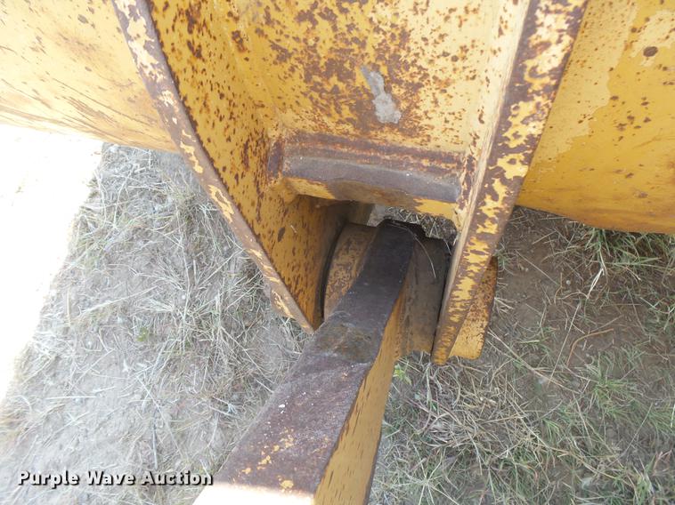 image for item DC3864 1996 John Deere 624G wheel loader