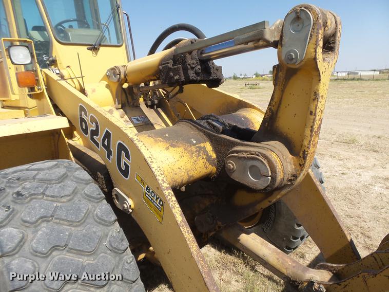 image for item DC3864 1996 John Deere 624G wheel loader
