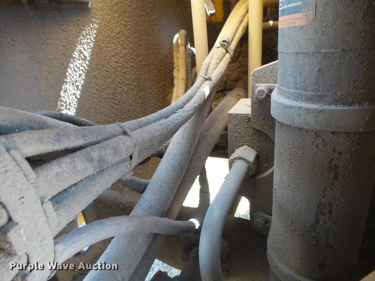 image for item DC3864 1996 John Deere 624G wheel loader