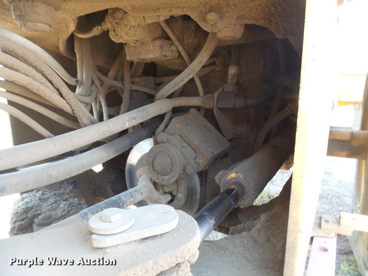 image for item DC3864 1996 John Deere 624G wheel loader