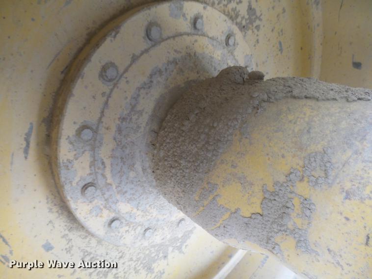 image for item DC3864 1996 John Deere 624G wheel loader