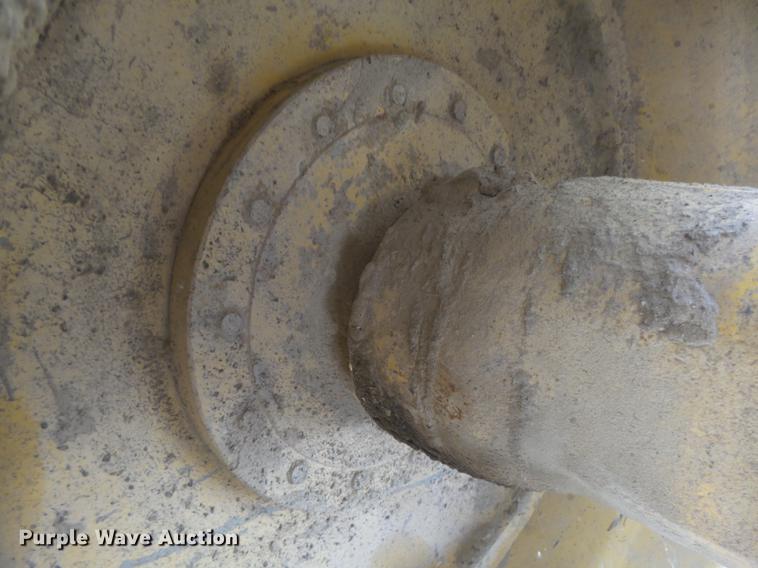 image for item DC3864 1996 John Deere 624G wheel loader