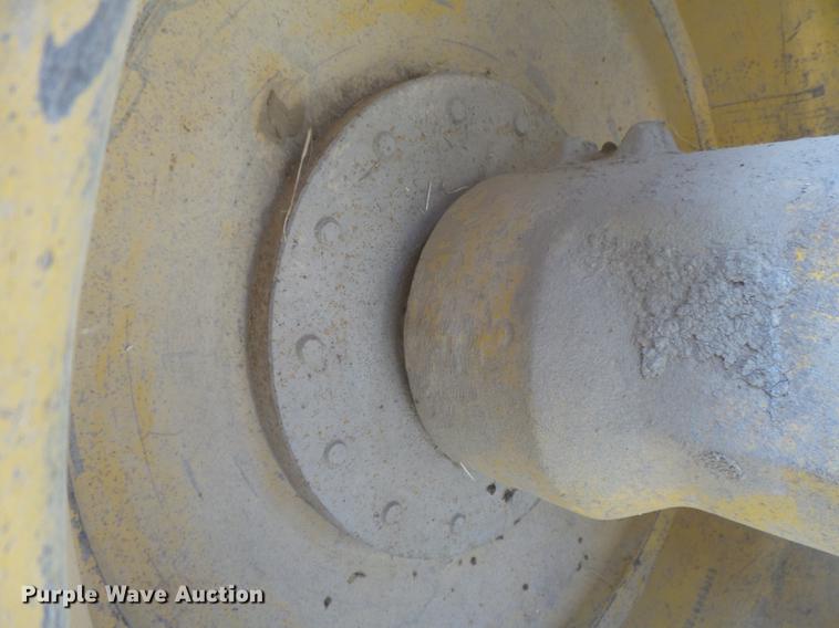 image for item DC3864 1996 John Deere 624G wheel loader