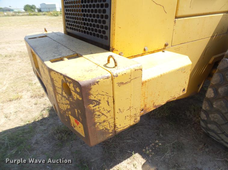 image for item DC3864 1996 John Deere 624G wheel loader