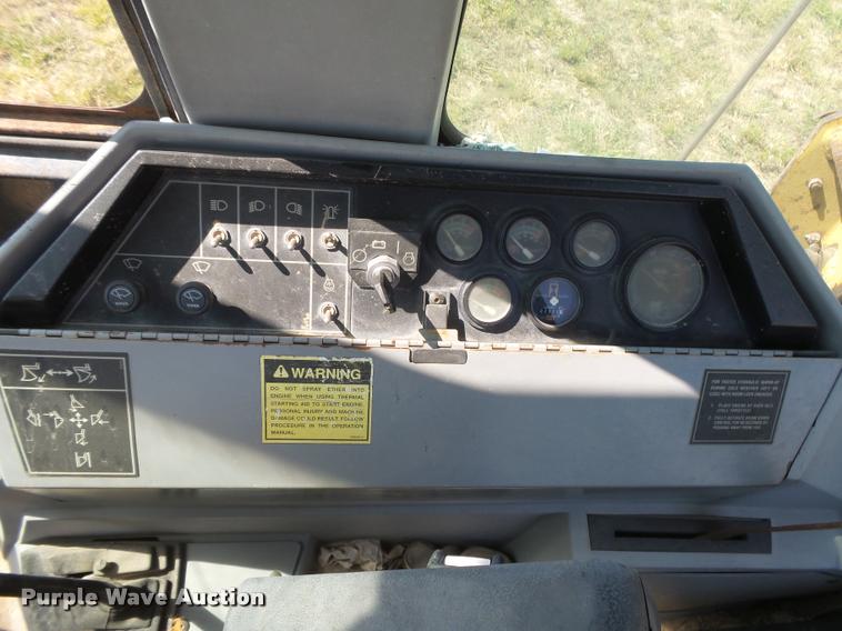 image for item DC3869 1993 Caterpillar 416B backhoe