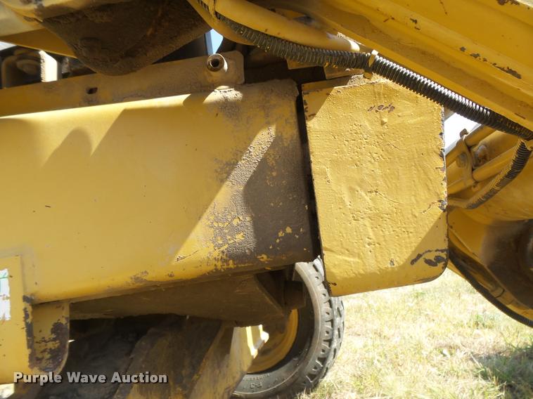 image for item DC3869 1993 Caterpillar 416B backhoe