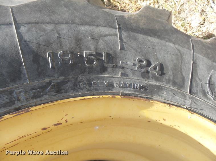 image for item DC3869 1993 Caterpillar 416B backhoe