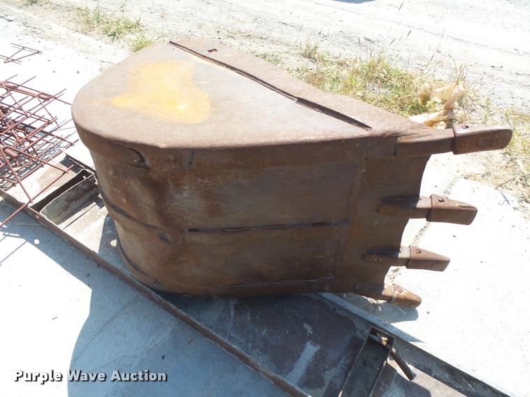 image for item DC3869 1993 Caterpillar 416B backhoe