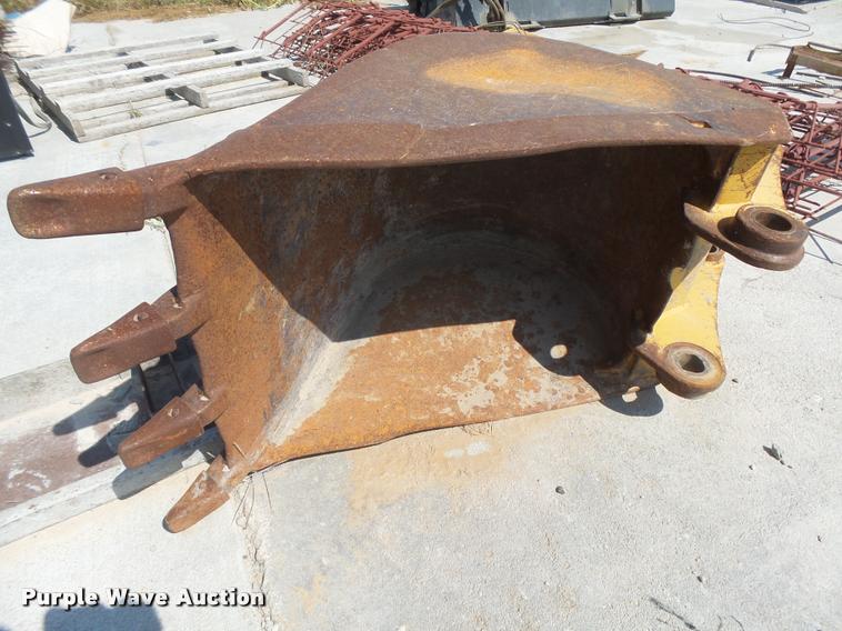 image for item DC3869 1993 Caterpillar 416B backhoe