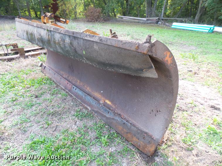 image for item DC5317 Wausaui snow plow