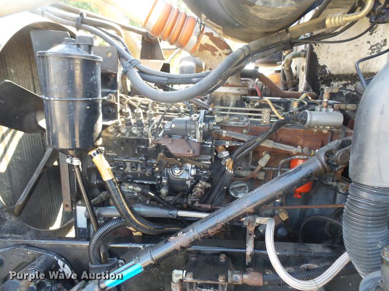 image for item DC5319 1997 Peterbilt 385 service truck