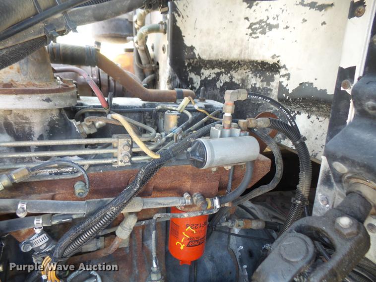 image for item DC5319 1997 Peterbilt 385 service truck