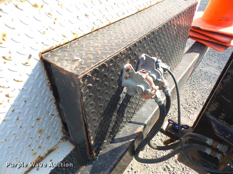 image for item DC5319 1997 Peterbilt 385 service truck