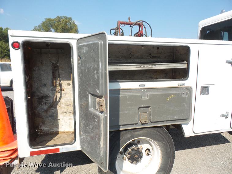 image for item DC5319 1997 Peterbilt 385 service truck