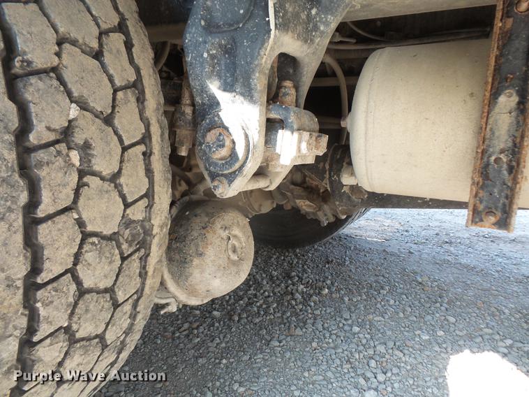 image for item DC5319 1997 Peterbilt 385 service truck