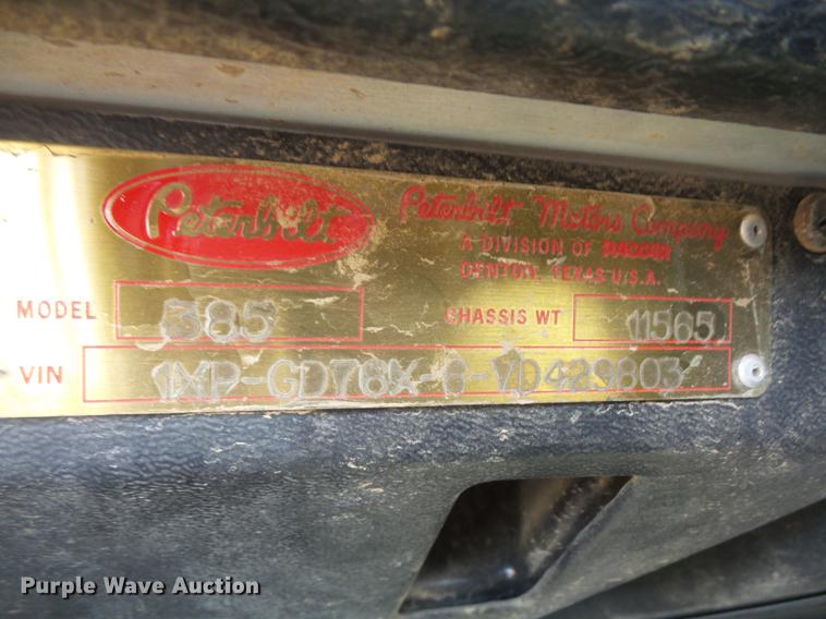image for item DC5319 1997 Peterbilt 385 service truck
