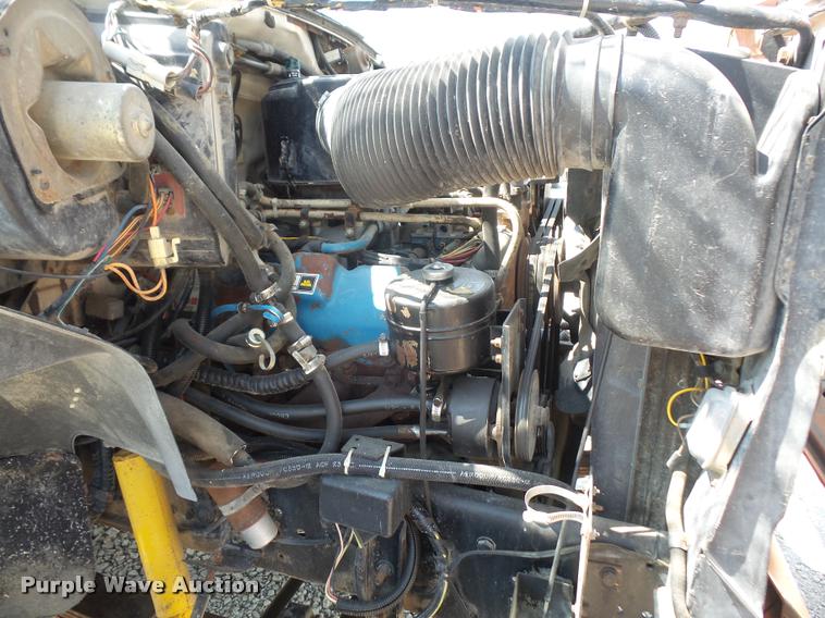 image for item DC5356 1985 Ford F800 bucket truck