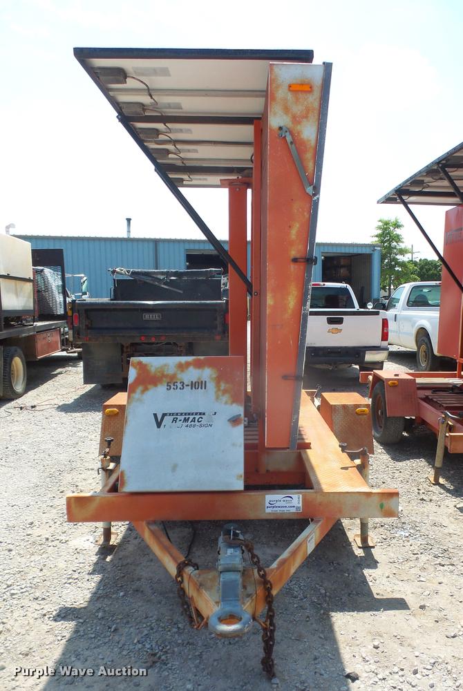 image for item DC5463 2001 Ver-Mac PCMS 1210 message board trailer