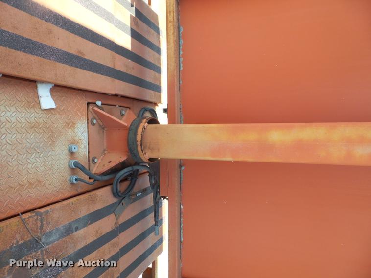 image for item DC5463 2001 Ver-Mac PCMS 1210 message board trailer