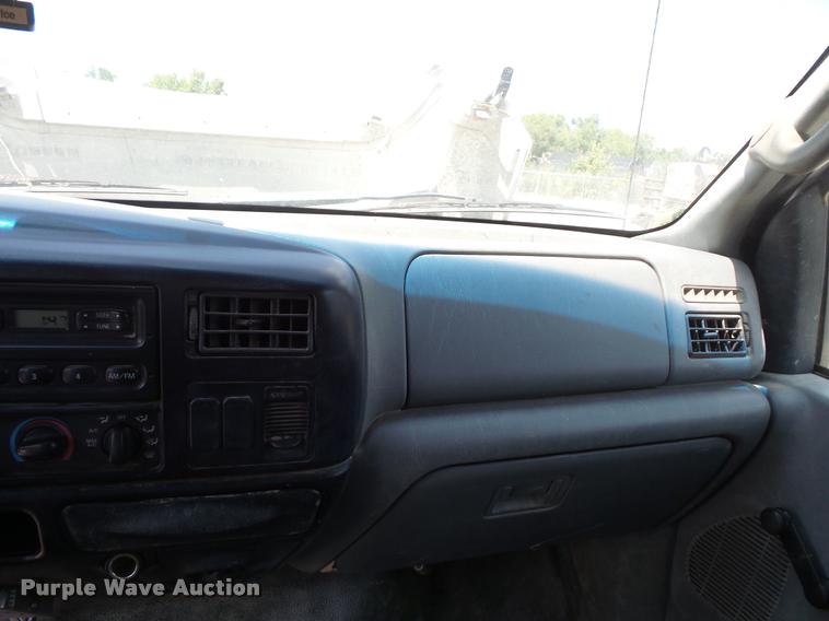 image for item DC5468 2009 Ford F650 Sper Duty flatbed truck