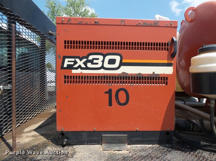 image for item DC5468 2009 Ford F650 Sper Duty flatbed truck