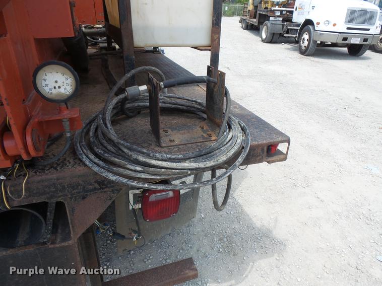 image for item DC5468 2009 Ford F650 Sper Duty flatbed truck