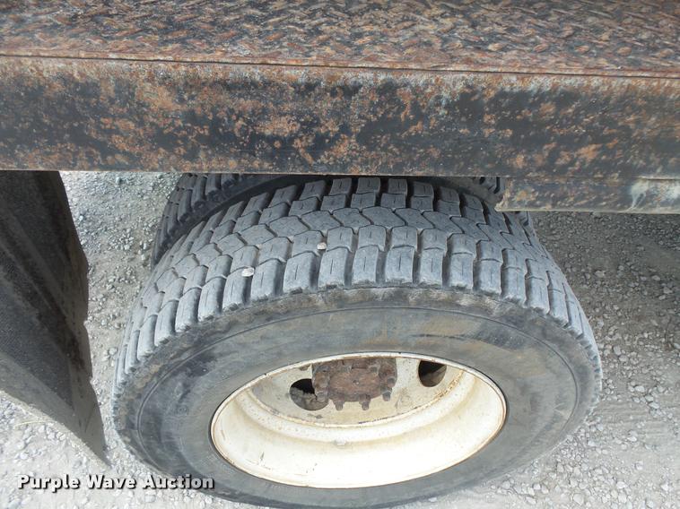 image for item DC5468 2009 Ford F650 Sper Duty flatbed truck