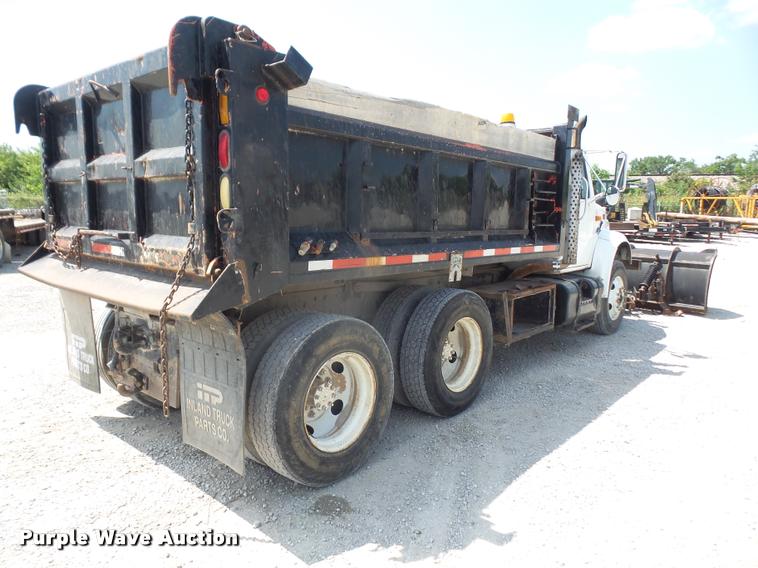 image for item DC5469 1999 International 4900 dump truck