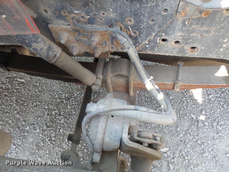 image for item DC5469 1999 International 4900 dump truck