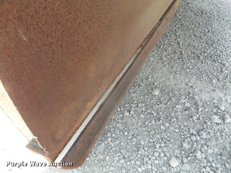 image for item DC5469 1999 International 4900 dump truck