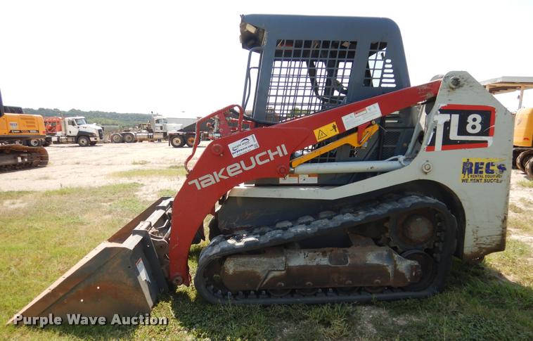 image for item DC5988 Takeuchi TL8 skid steer