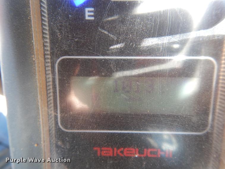 image for item DC5988 Takeuchi TL8 skid steer